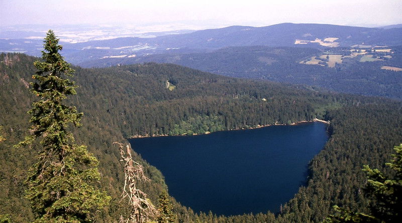 Černé jezero
