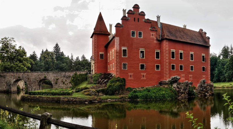 Červená Lhota