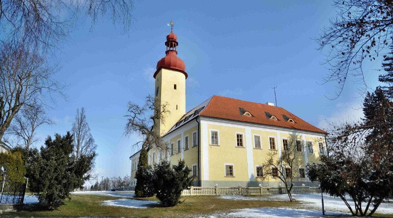 Zámek Stráž nad Nežárkou
